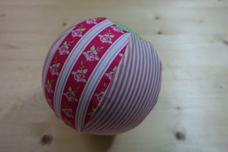 Ballonhülle Rosen-Streifen – Bild 2