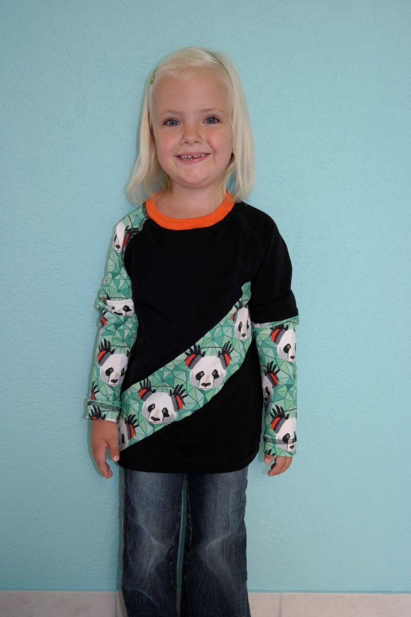 Panda-Pullover "Funky Panda" schwarz-grün – Bild 2