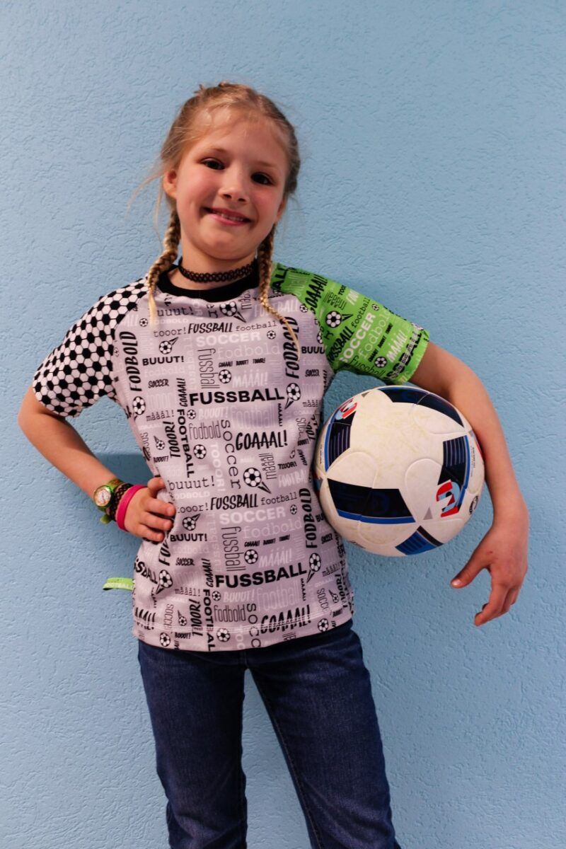 Fussball-T-Shirt grau-weiss-schwarz-grün – Bild 2