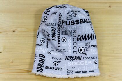 Winter-Wende-Beanie Fussball grau-offwhite