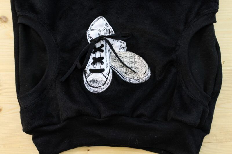 Kuschel-Pullunder Chucks schwarz – Bild 5