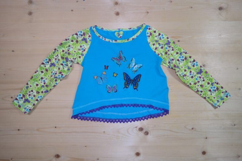 Doppelshirt Schmetterling türkis-bunt – Bild 4