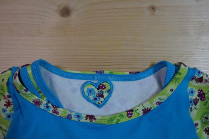 Doppelshirt Schmetterling türkis-bunt – Bild 8
