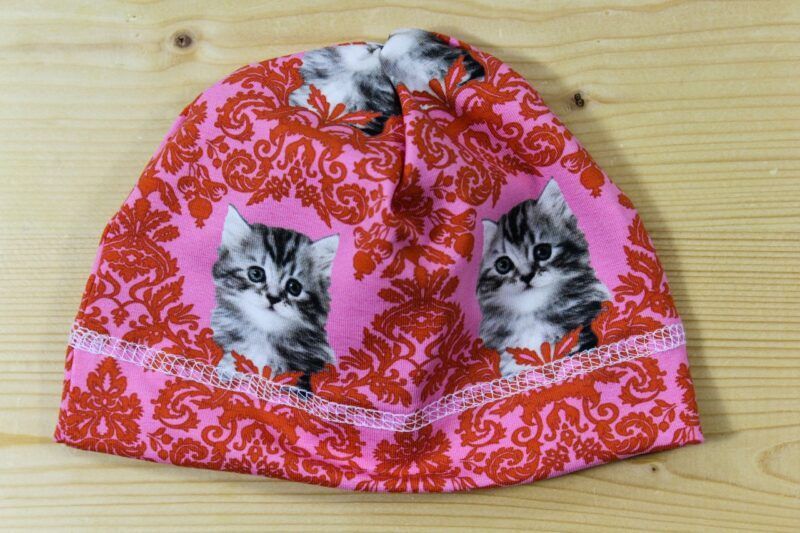 Baby-Beanie Büsi rosa
