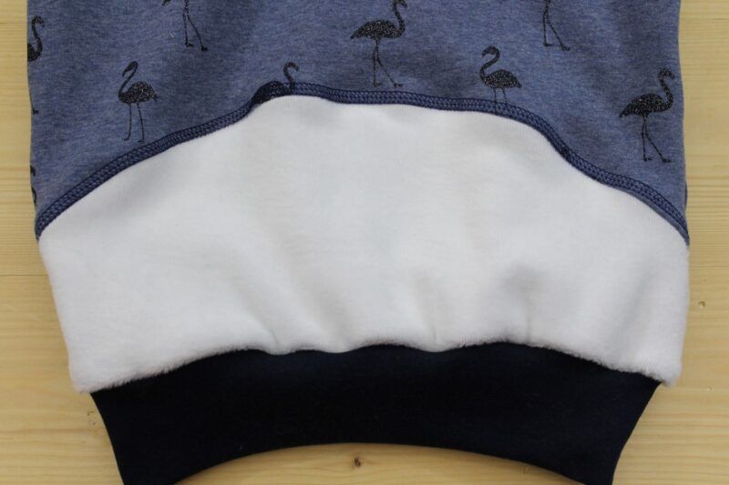 Kuschel-Pullunder Glitzer-Flamingo jeans-weiss – Bild 6