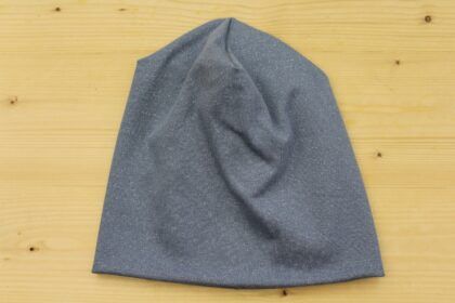 Beanie Glitzer eisblau