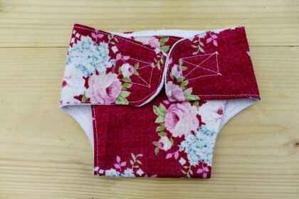 Puppenwindel Rosen rot
